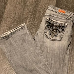 Women’s Black Distressed Jeans